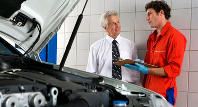 Miért veszélyes ha nem márkaszervízbe visszük az autónkat?