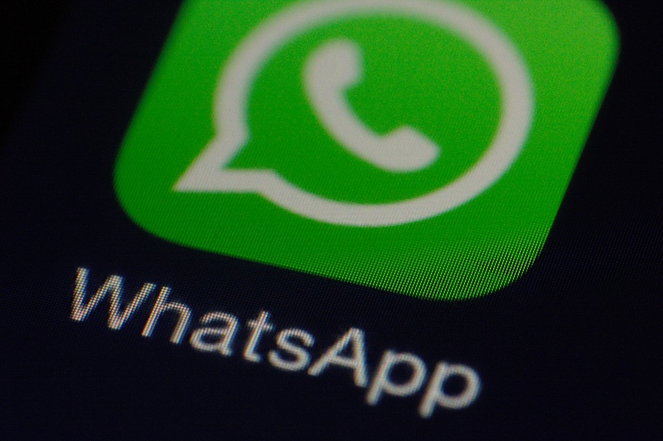 Európai nyomásra fejleszt tájékoztatási gyakorlatán az amerikai WhatsApp