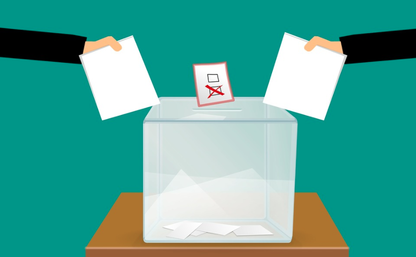 Alacsony a részvétel a népszavazással egybekötött részleges helyhatósági választásokon Olaszországban