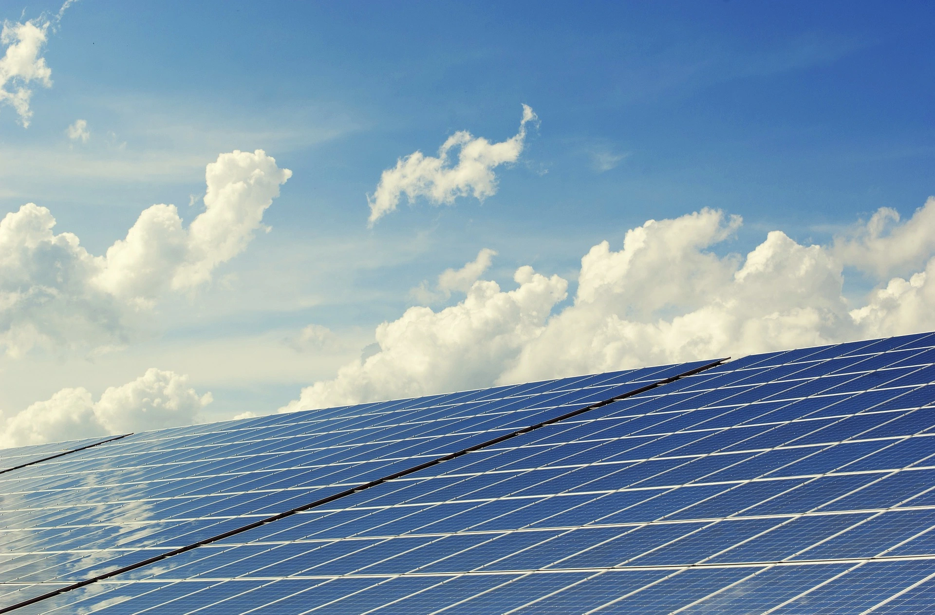 A MET Csoport olasz leányvállalata hosszútávú szerződés keretében értékesíti egy szicíliai naperőmű megújuló energiáját