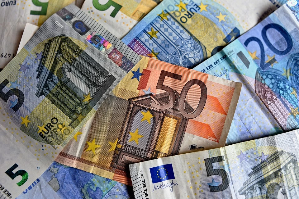 Áprilisban gyorsult az euróövezeti infláció