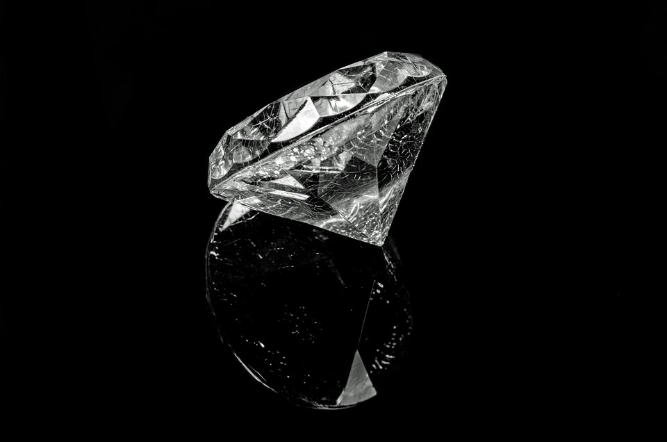 2030-ra a mesterséges gyémánt piacának értéke eléri az 50 milliárd dollárt