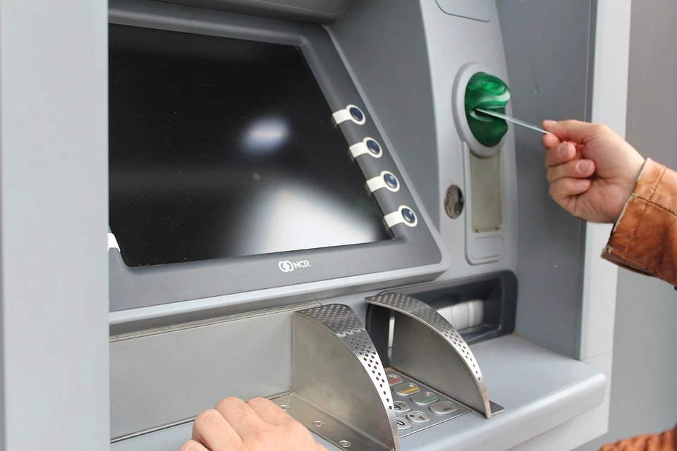 Több száz ATM-et telepít jövőre az MBH Bank