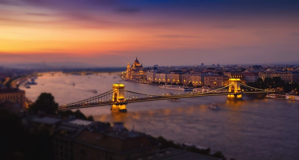 Lezárásokra, forgalomkorlátozásokra kell számítani Budapesten