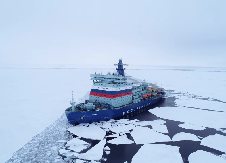 orosz atomjégtörő hajó Arktyka