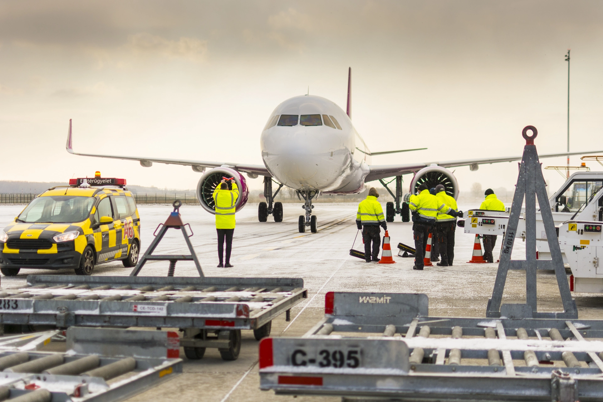 Milyen jogi lehetőségei vannak az utasoknak, ha késik a repülő vagy törlik a járatot?