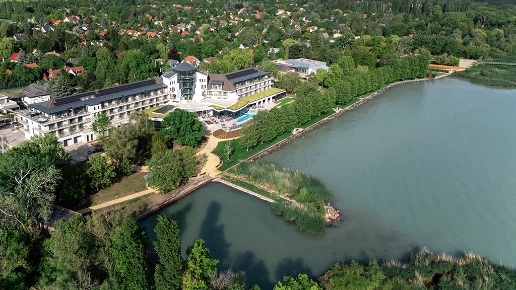 A Balaton kapuja: Kenese Bay Garden Resort & Conference Hotel