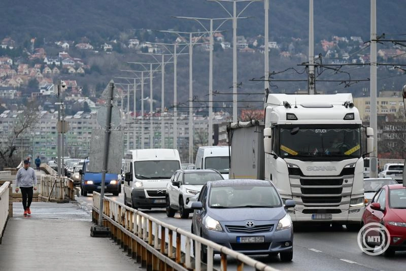 Az autópiac jelentős növekedést mutatott Magyarországon