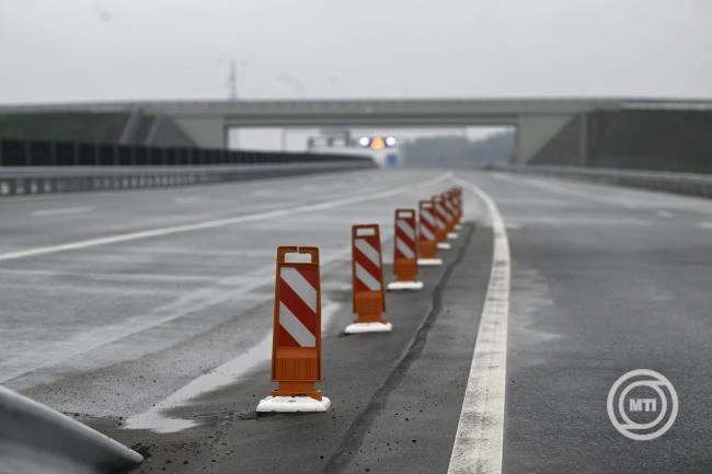 ÉKM: újabb 10 milliós bírság a horrorkaravánokra