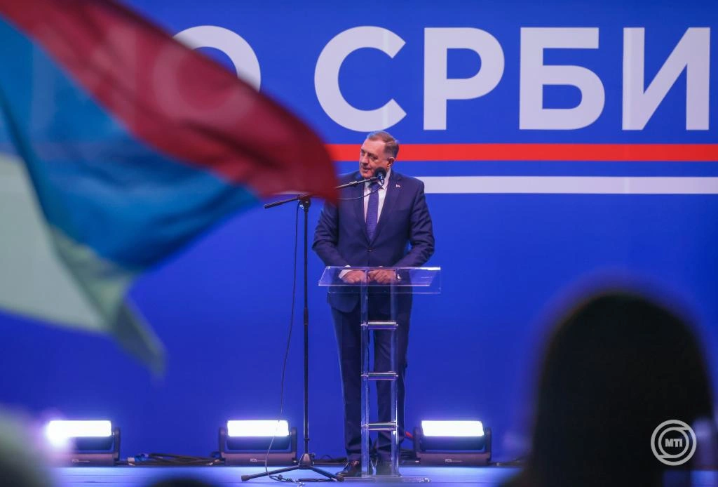 Lengyelország beutazási tilalmat rendel el Milorad Dodik ellen
