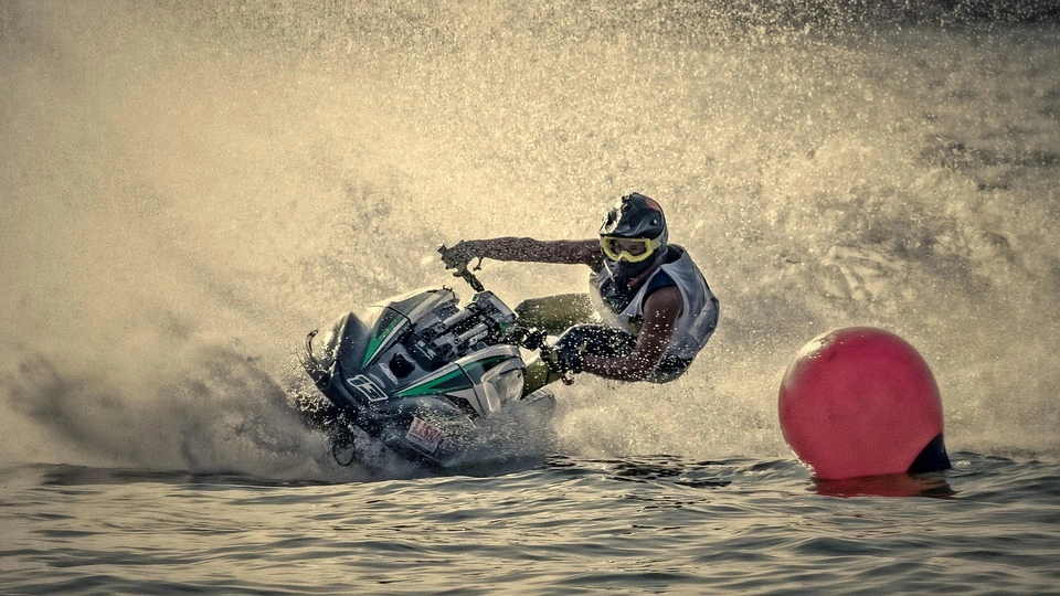 Motorcsónak, vitorlás, jet-ski: ezeket is aktívan keresik a magyarok 2025 nyarán 