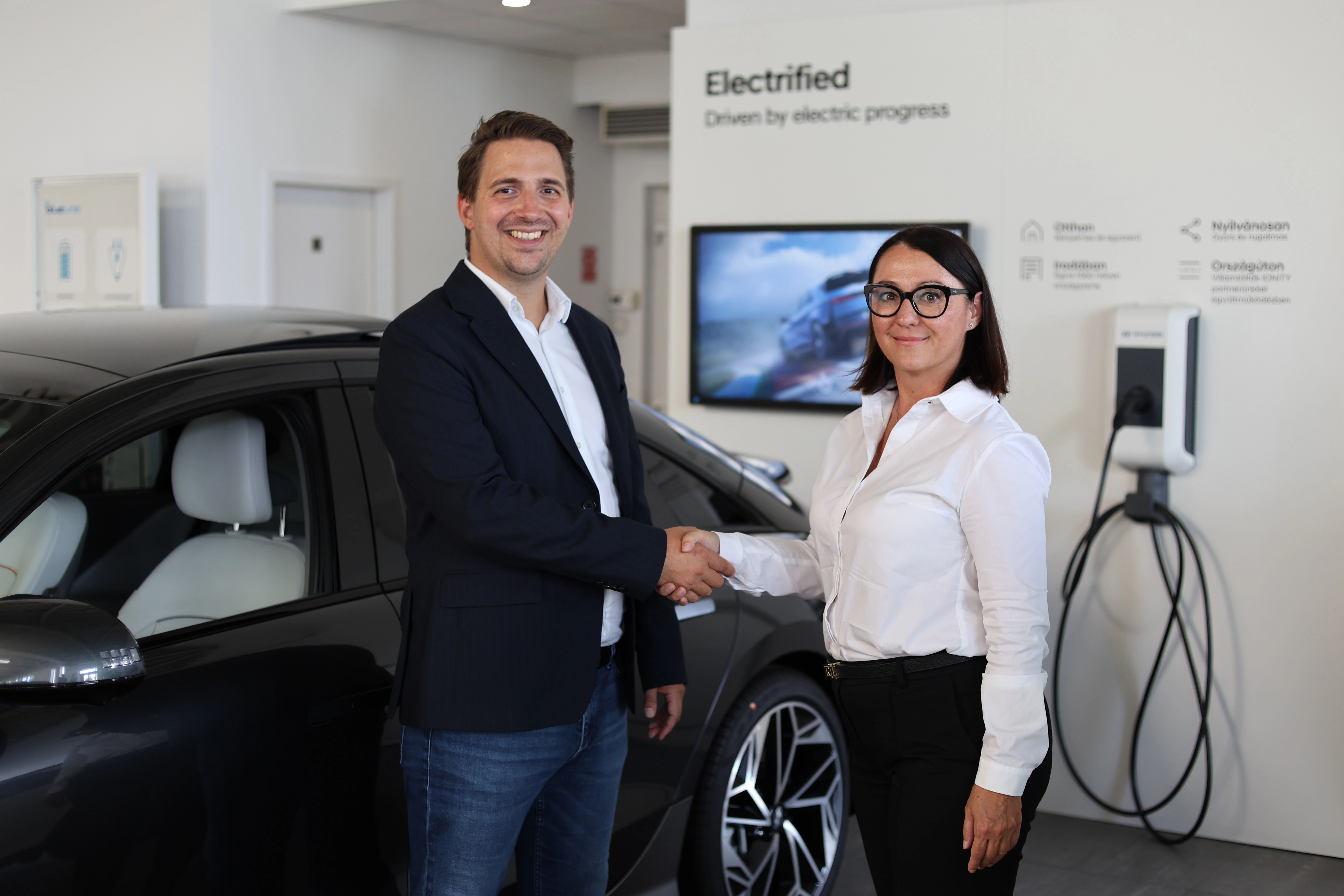 Stratégiai megállapodást kötött az Arval flottakezelő és a Gablini Csoport 