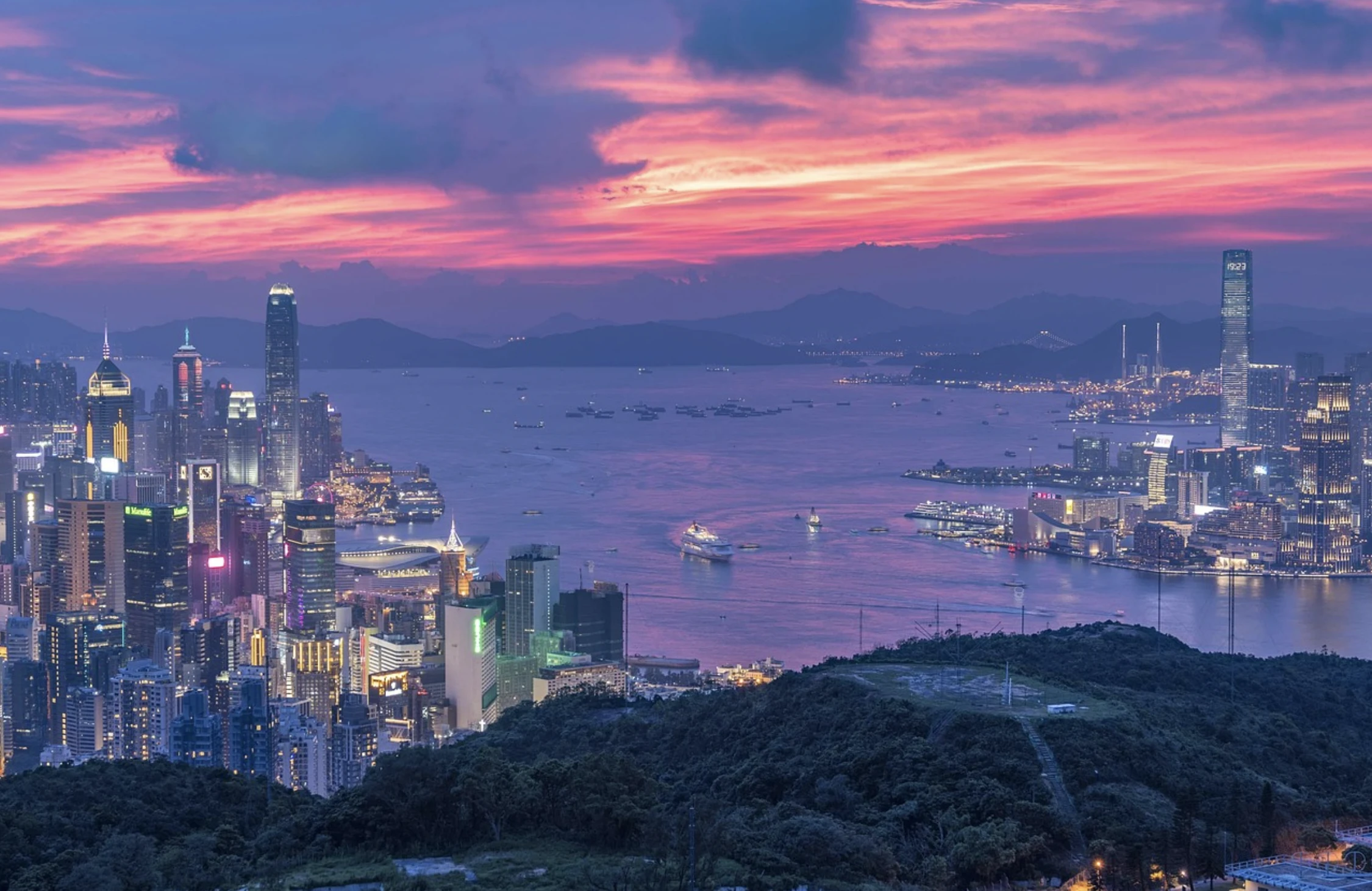 Stabilcoin-láz Hongkongban: emelkedő részvények, növekvő csalásveszély a törvény után