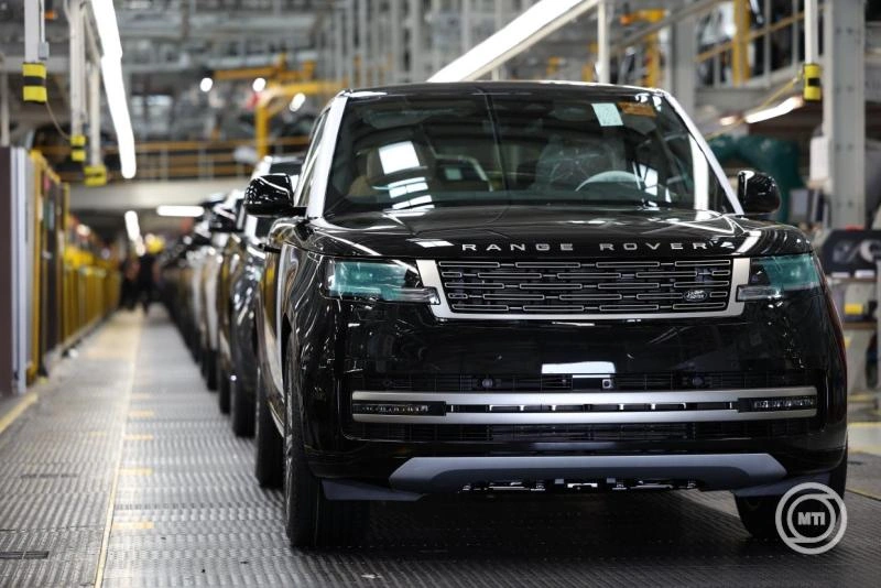Range Rover és Range Rover Sport modelleket hív vissza a gyártó