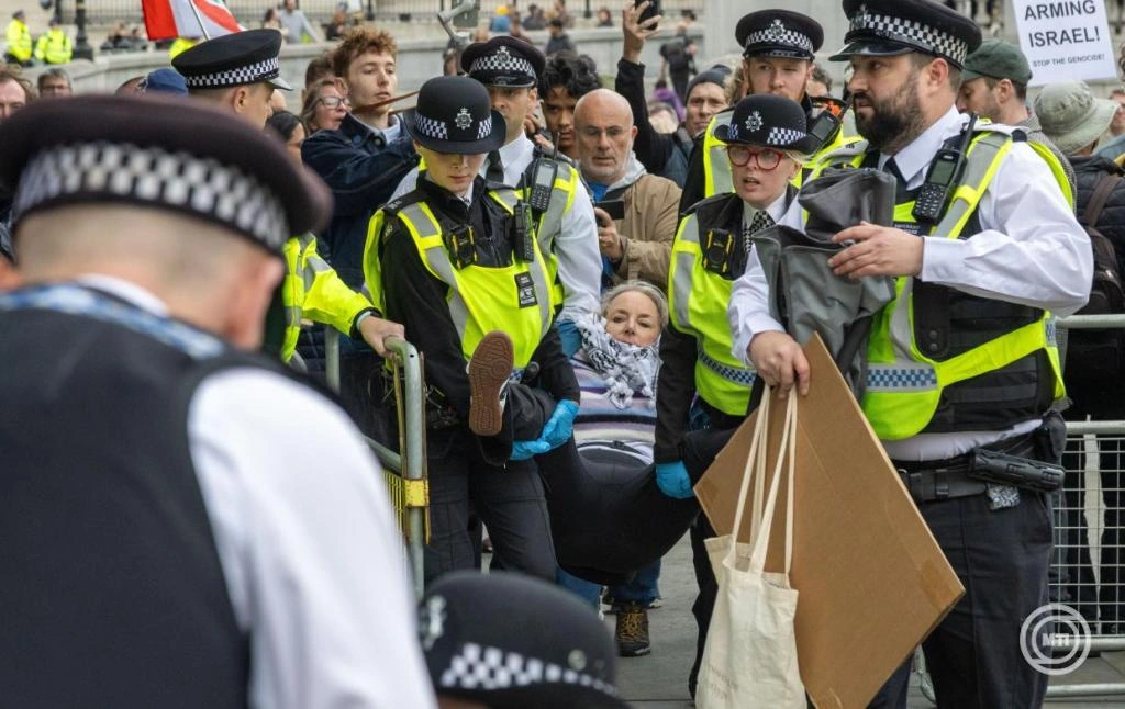 Tüntetéseket tartottak Londonban