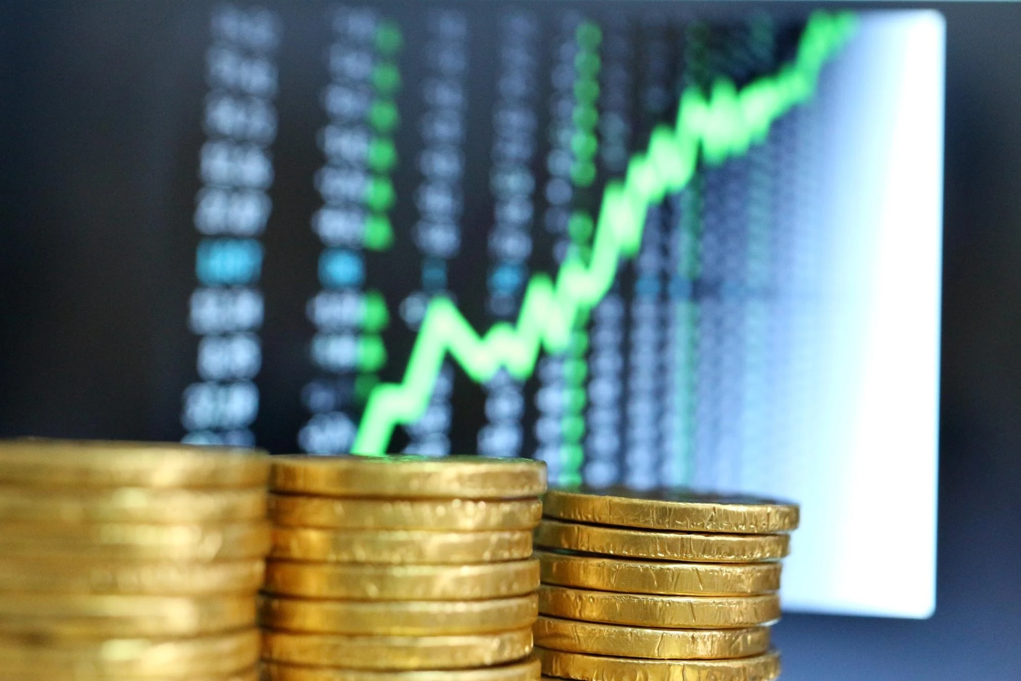 Top 5 kriptovaluta, amelybe most érdemes befektetni – ezek alakítják a globális pénzügyek jövőjét