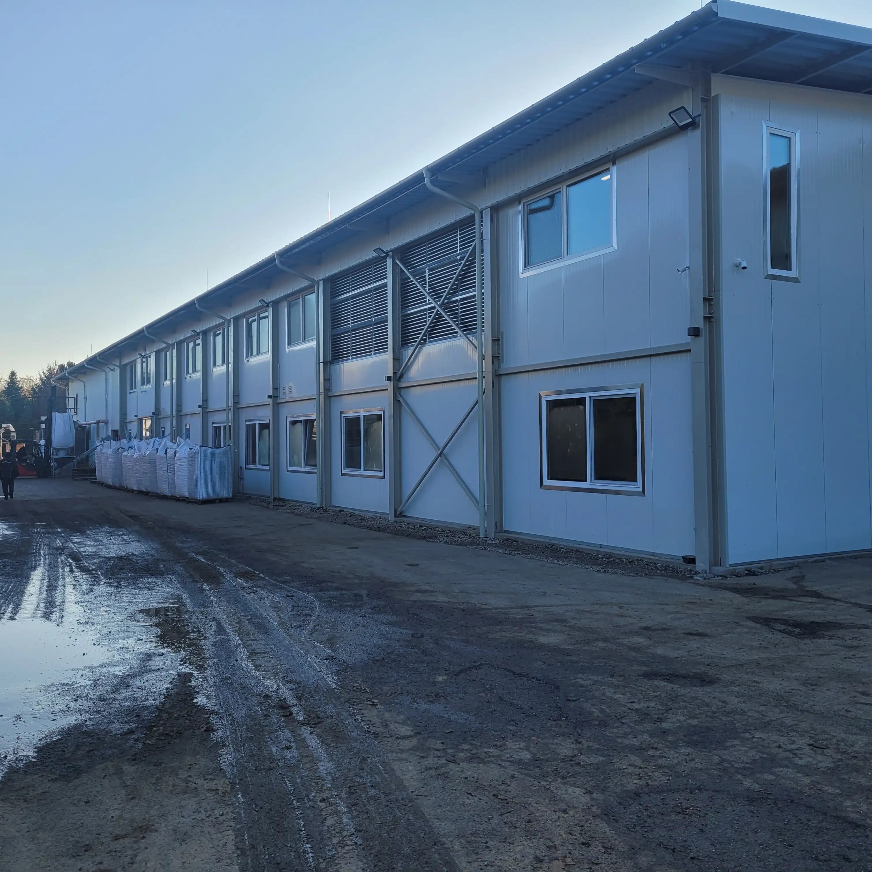 Márciusban porig égett, ma újra termel a legnagyobb hazai gesztenyefeldolgozó