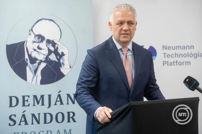 Elindult az előregisztráció a Demján Sándor 1+1 program második ütemére