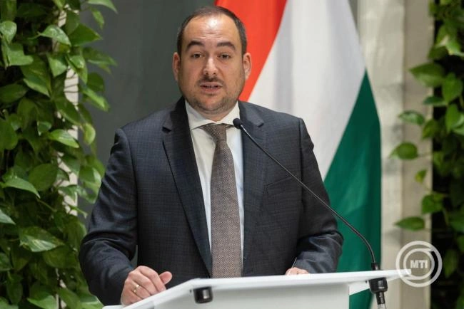 Kocsimosót épített a MÁV Szegeden