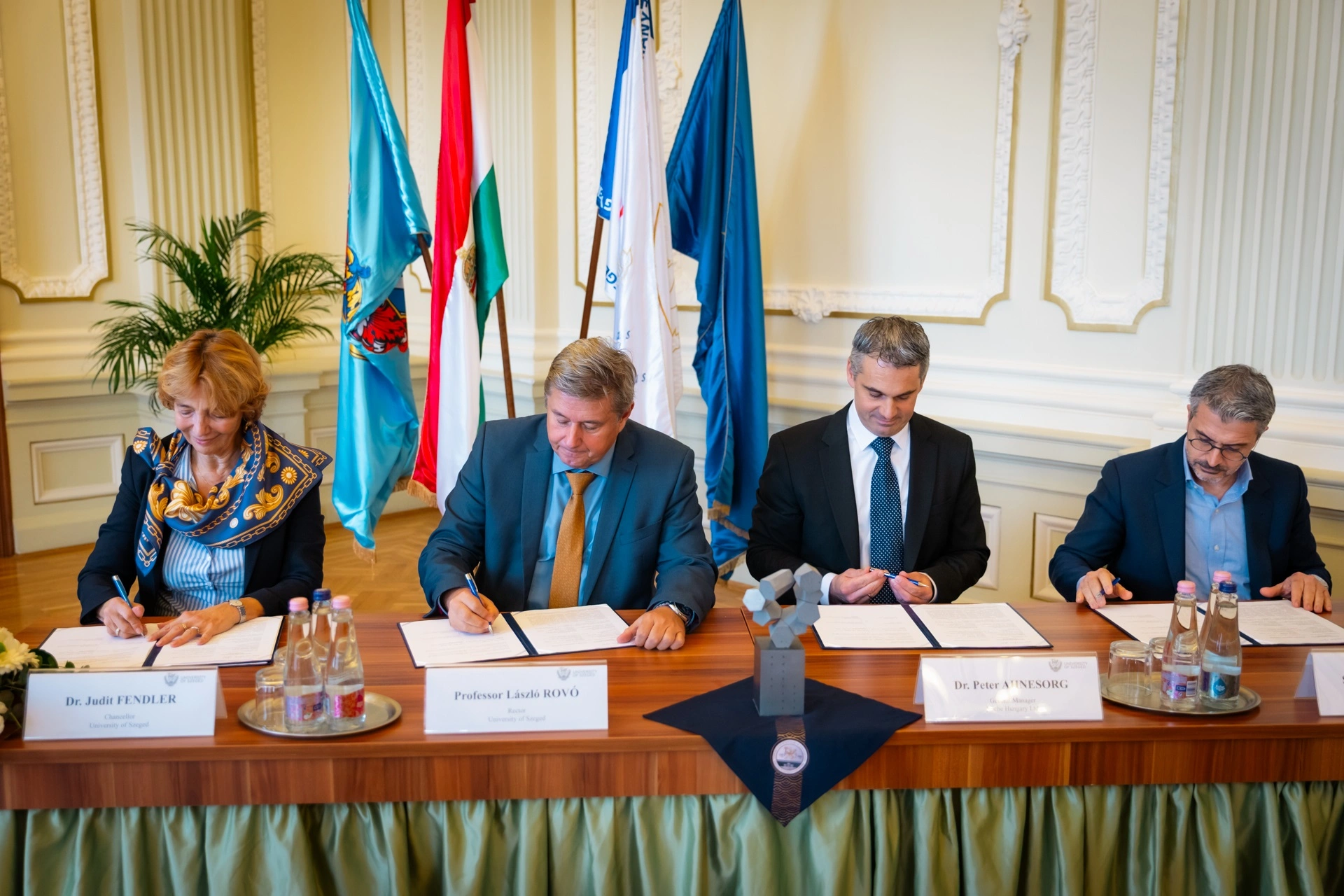 Együttműködik a Szegedi Tudományegyetem és a Roche Magyarország