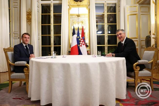 Horvátország hivatalosan is megerősítette haderőfejlesztési beszerzéseit Párizsban