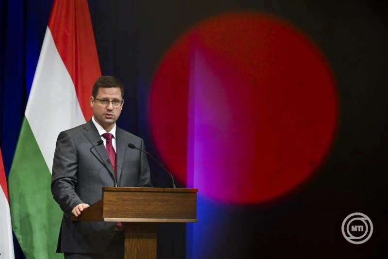 Lakossági energiatároló programot hirdet a kormány