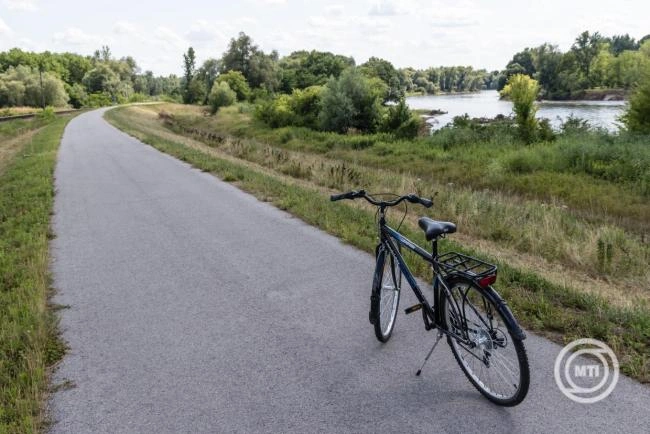 Átadták a Kerékpárosbarát település és a Kerékpárosbarát munkahely díjakat