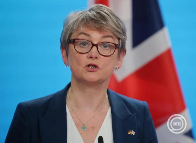 Nagy-Britannia egyelőre nem csatlakozik a Béketanácshoz