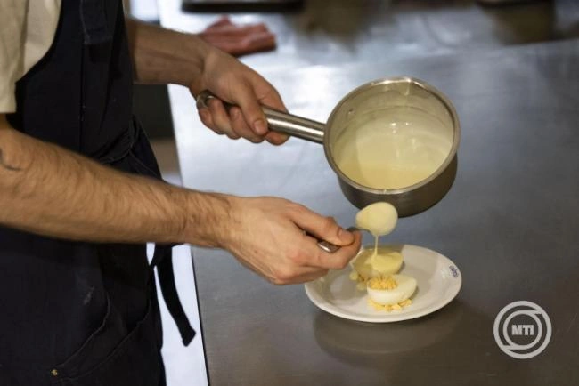 NGM: 100 milliárd forintos akciótervvel segítjük a vendéglátó szektort