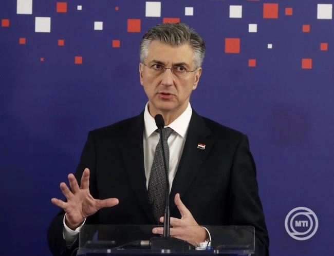 Horvát kormányfő: az EU nem hagyhatja magára Délkelet-Európát