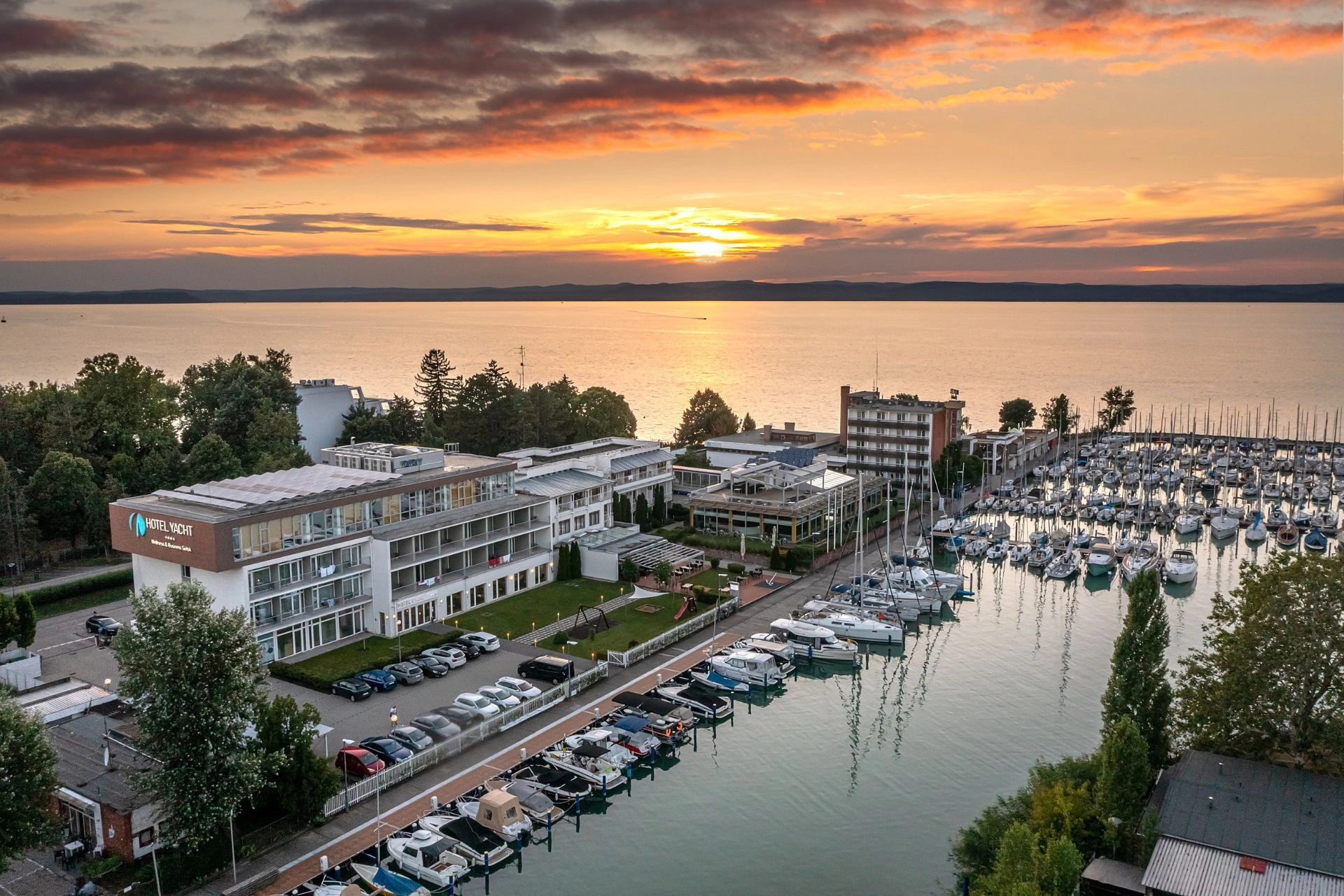A WING és az Accent átveszi a Hotel Yacht Wellness & Business Siófok üzemeltetését