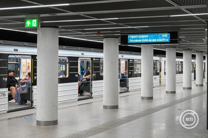 Minden metrón megjelenik az érintésmentes fizetés