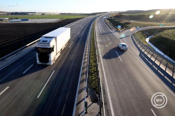 Minden eddiginél több zöld teherautó állt forgalomba februárban