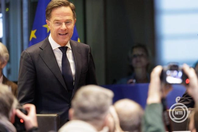 NATO-főtitkár: több mint húsz ország csatlakozott a Hormuzi-szoros biztonságáról szóló tervhez