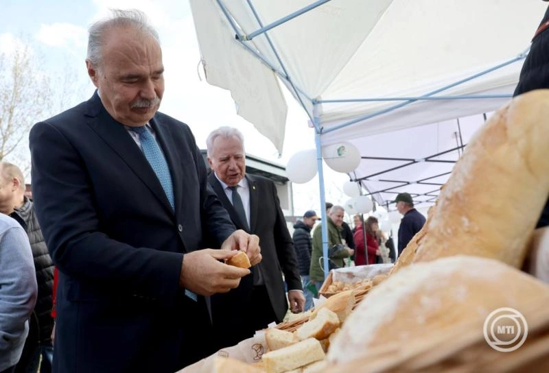 Az Agrárminisztérium megkezdte egy új állami eredettanúsító védjegy elkészítését