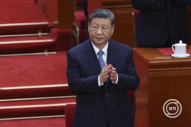 Kína a szolgáltatások fejlesztésével ösztönözné a fogyasztást