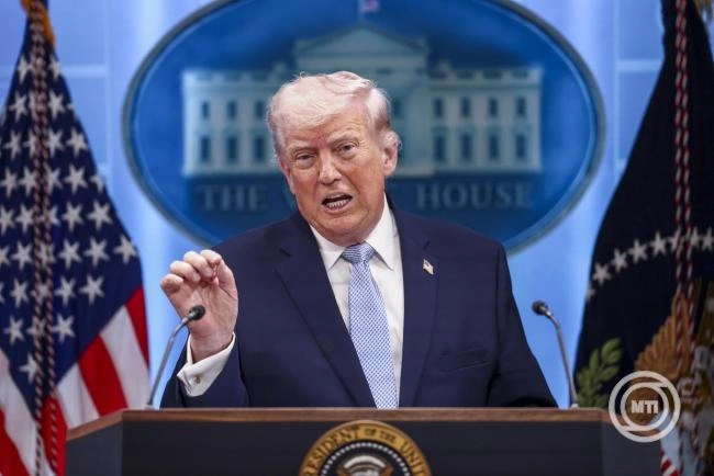 Donald Trump 50 százalékos büntetővámot jelentett be