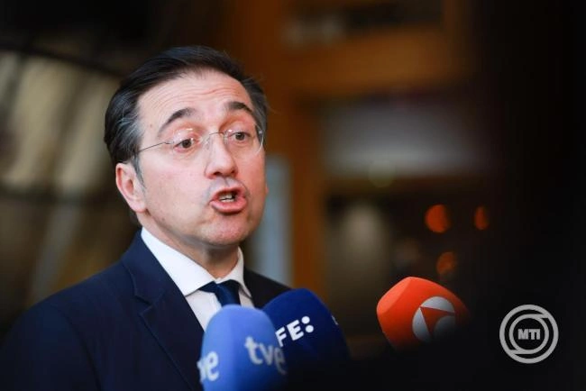  Spanyolország újra megnyitja a háború miatt bezárt teheráni nagykövetségét