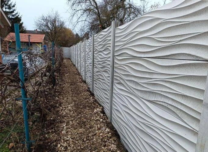 Hogyan válassz megfelelő méretű betonkerítést?