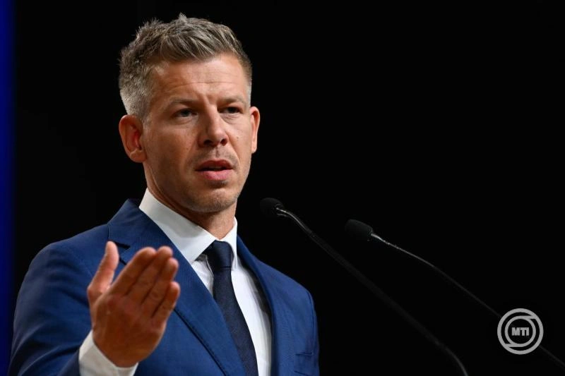 Bizottság vizsgálja majd az 1988 és 2000 közötti privatizációt