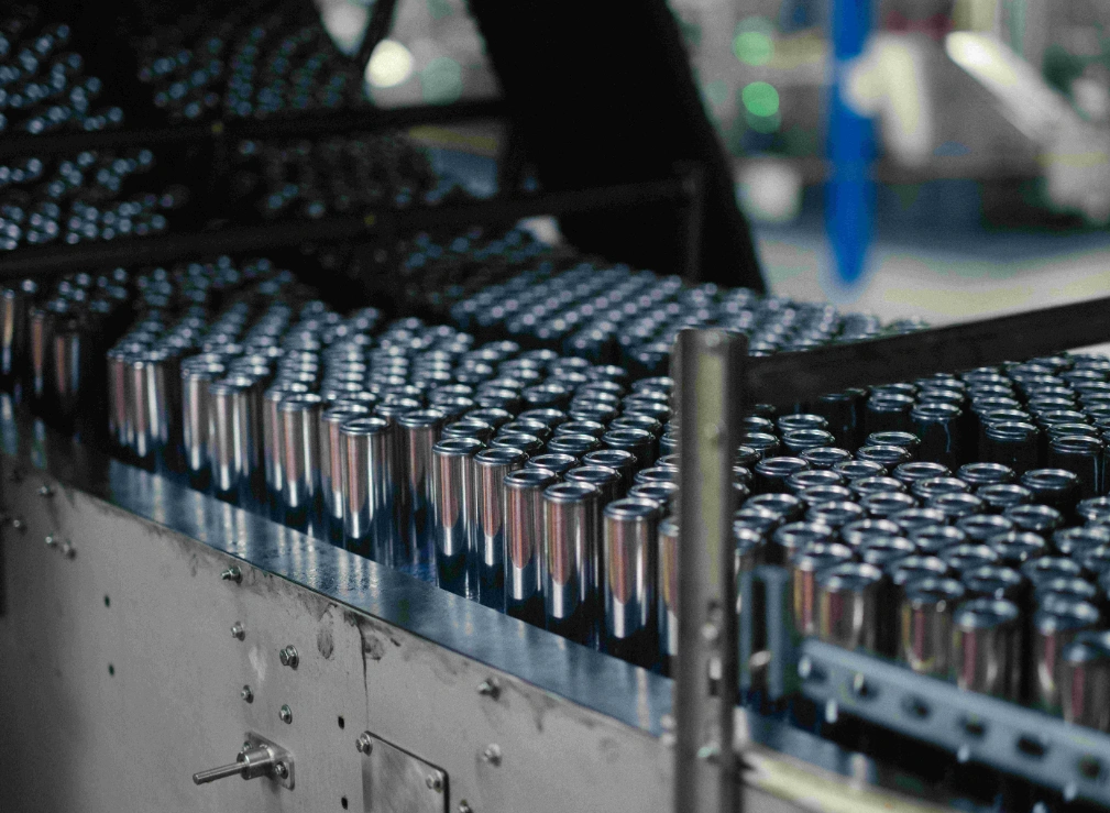 A Ball Corporation több mint 40 új munkahelyet hoz létre a nemrég megvásárolt makói gyárában