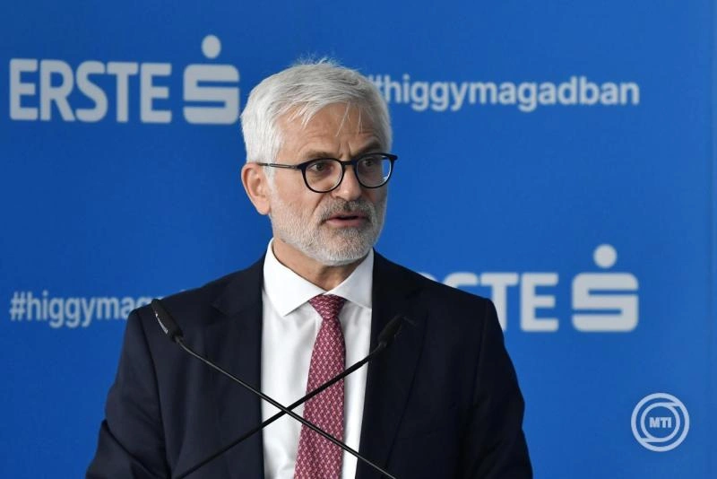 Bankszövetség-elnök: a hibás, drága, bizonytalan gazdaságpolitikának magas ára van