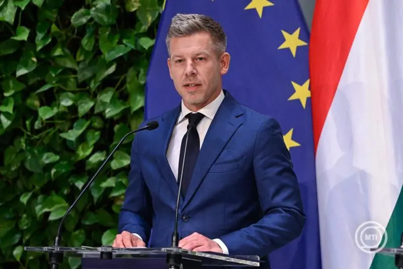 Magyar Péter: kedden nyilvános lesz a kegyelmi ügy igazságügyi tárcánál lévő dossziéja