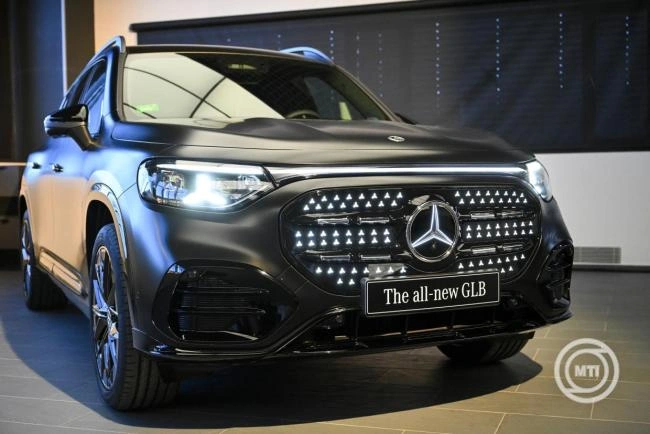 Megnyílt a Mercedes-Benz Studio Budapest programsorozat