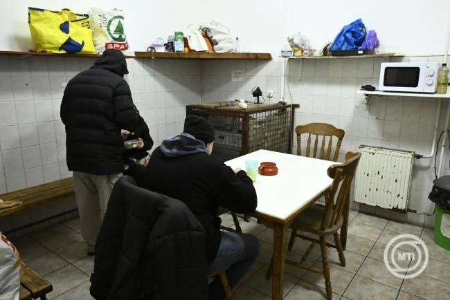 Radikálisan emelkedik az idősek aránya a hajléktalanok között