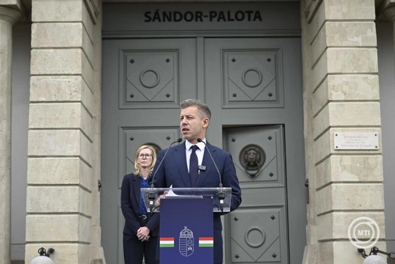 Magyar Péter: módosítjuk az alaptörvényt a köztársasági elnök leváltása érdekében