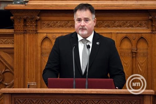 Az ÁSZ elnöke kezdeményezte az Integritás Hatóság elnöke jogviszonyának megszüntetését