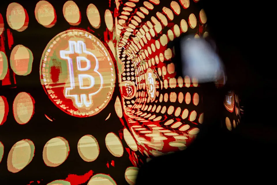 Fordulat a kriptobányászatban: a MARA ismét Bitcoin-vásárlásba kezdett