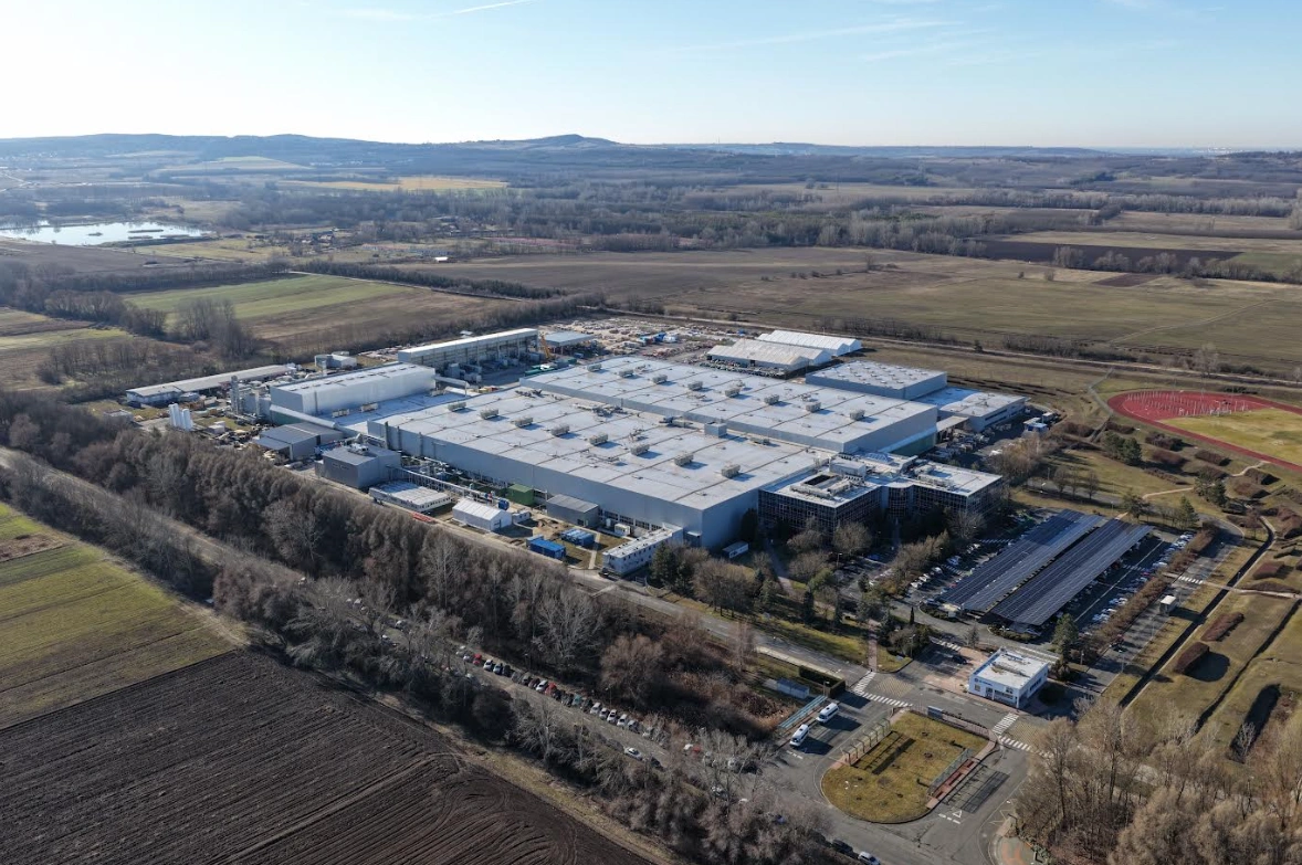 A GE Vernova korszerűsíti veresegyházi központját, erősítve az energiafüggetlenséget és a hatékony termelést