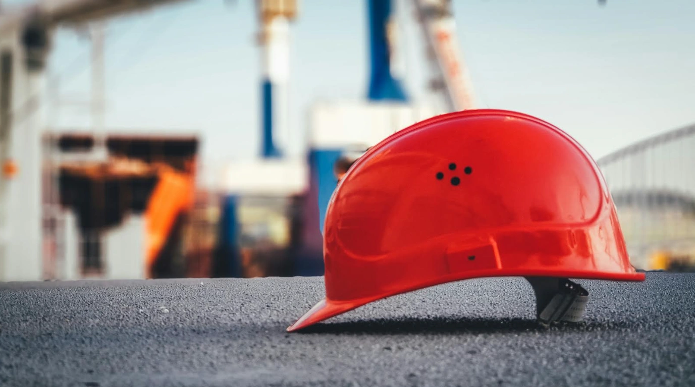 Munkavédelem kánikula idején: ezért ugrik meg a munkabalesetek száma nyáron